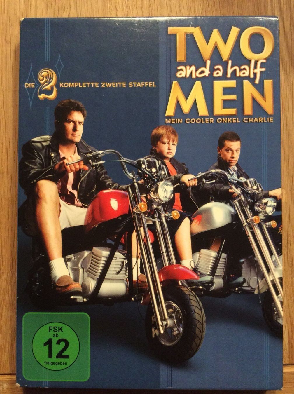 Tutti i DVDs: Two and a half Men Staffel 2 – Usato da Kestenholz venduto da Inna09