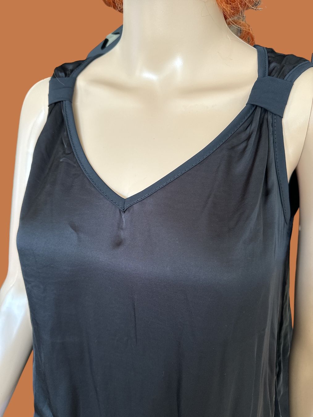 Top: Naloka top noir neuf – Nuovo e nell'imballaggio originale da Vuisternens-Romont venduto da gol_xp6p 1