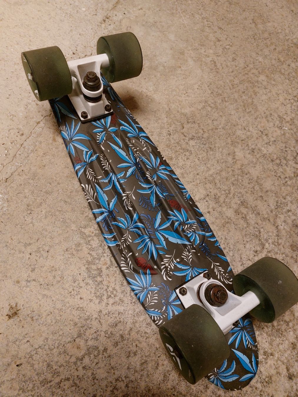 Slide Skateboards: Skate Board Slide Tiki – Usato da Willisau venduto da Pzm81 1