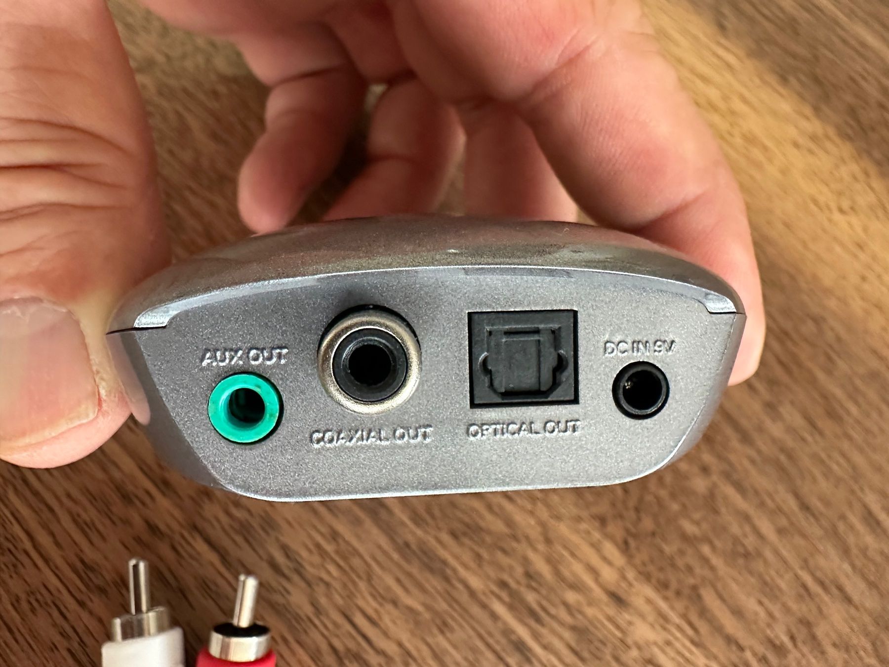 Philips Unità & Adattatore: Philips Bluetooth Adapter AEA2700/12 – Multipair & NFC – Usato da Cham venduto da Floeckli010 2
