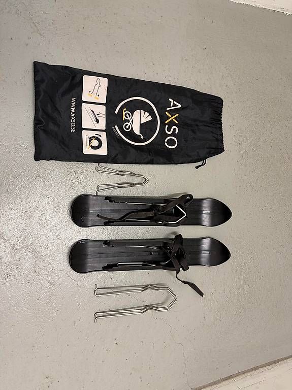 Sci: AXSO Kinderwagenski Blades Snow – Usato da Binningen venduto da vol_bk7n