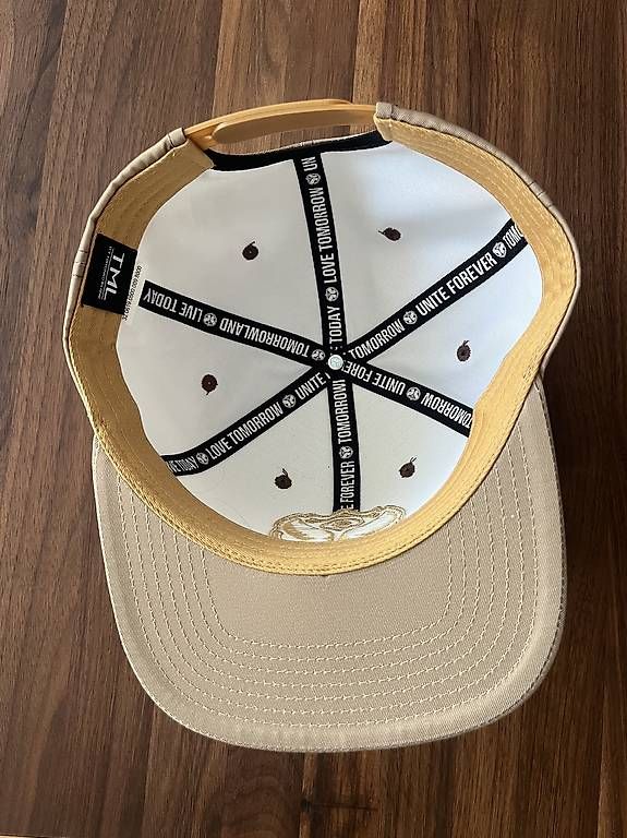 Copricapi, berretti & cappellini: Tomorrowland Cap – Usato da Hägendorf venduto da Chev-Chelios89 3