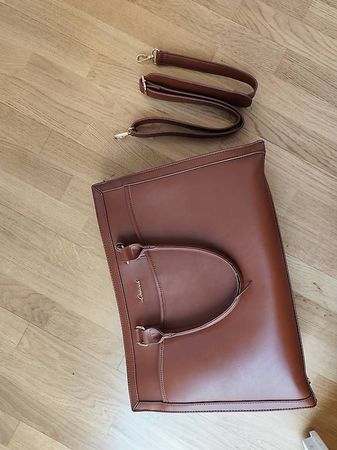 Handtasche/ Office Bag (Laptop Fach)