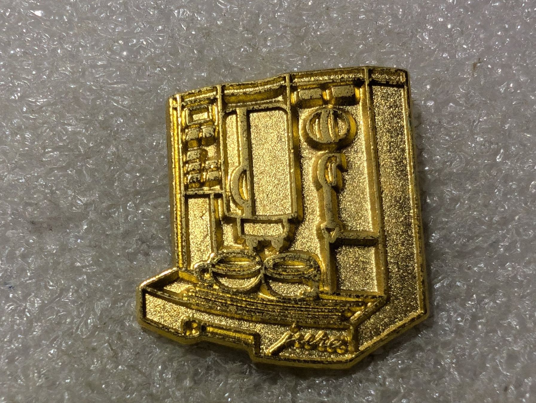 Plaketten & Abzeichen: Ansteckpin 164: Jura – Gebraucht aus Oppligen von Pin-Fall-Shop