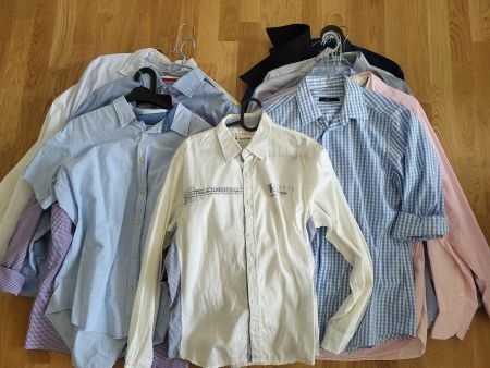 25 Hemden von Tommy Hilfigger, Desigual - in Grössen M & L