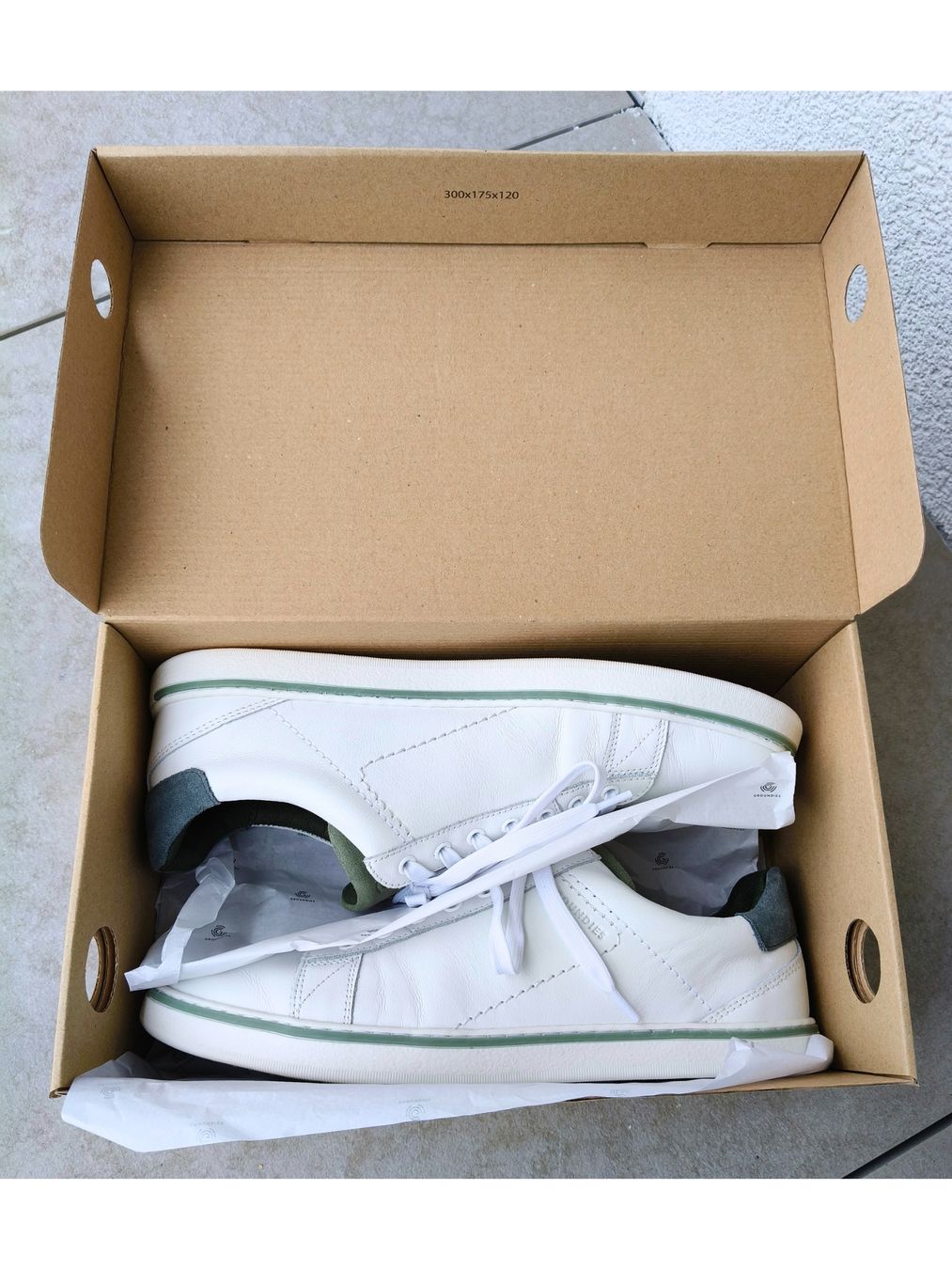 Scarpe da uomo: Groundies neuves 41.5 – Nuovo e nell'imballaggio originale da Monthey venduto da lesaffairesdecamille 9