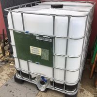 IBC Container/Wassertank 1000 Liter Neuwertig