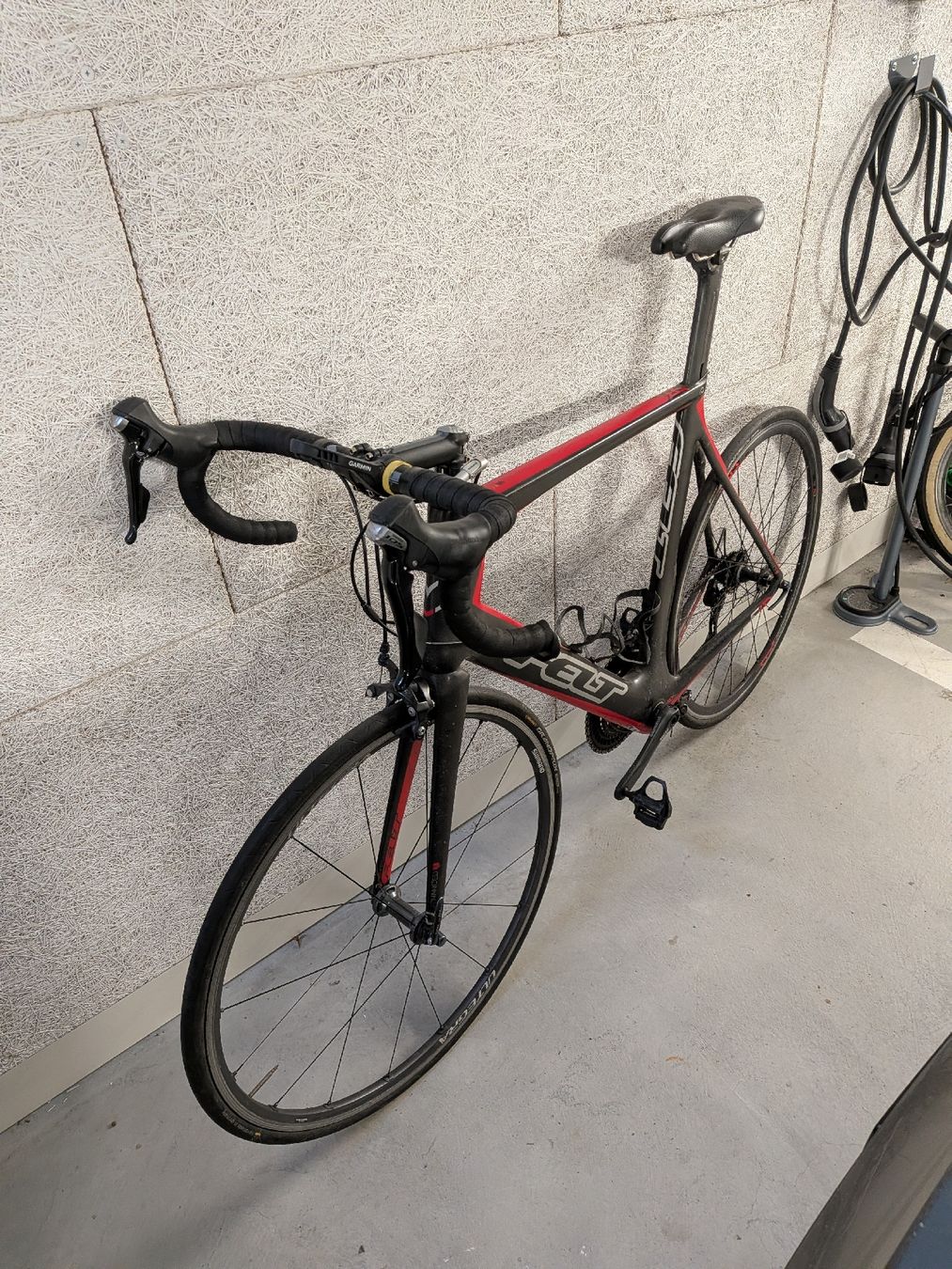 trekkingrad gudereit lc 90 Trekkingbike Schwarz Aluminium Battery:36V18Ah Li-on Downtube Battery Arts & Entertainment > Hobbies & Creative Arts > Musical Instrument & Orchestra Accessories > String Instrument Accessories > Guitar Accessories > Guitar Pedals Diamant 247 2023