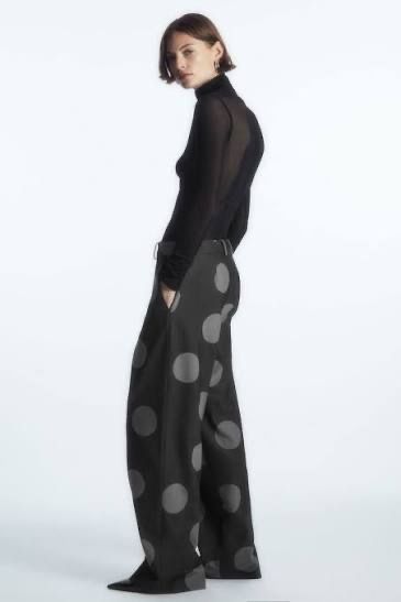 Cos Pantaloni: COS Polka Dots  Hose - Gr. 36 – Usato da Hünenberg See venduto da DND5 1