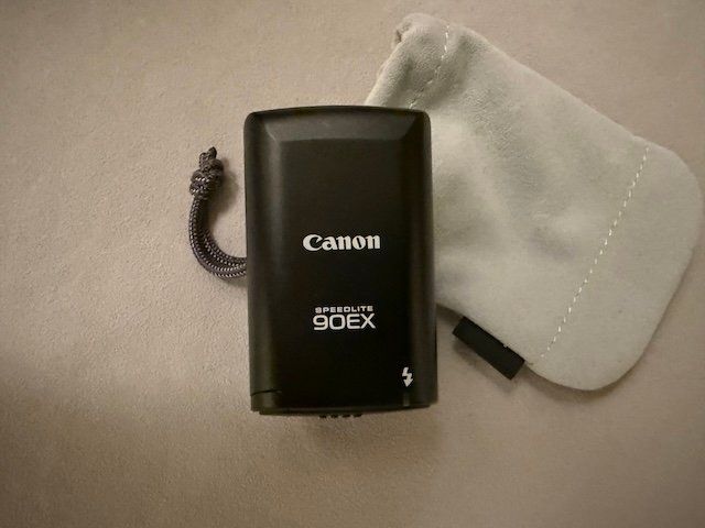 Canon Blitze: Canon kompakter Blitz SL90EX – Gebraucht aus Zürich von scoobstyle 1