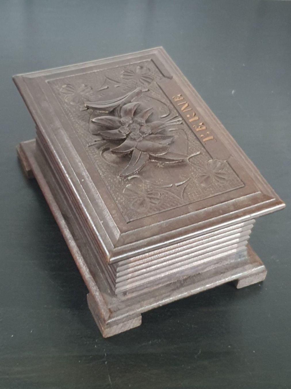 Cassapanche: Schatulle aus Holz mit Blumenornament – Usato da Langnau am Albis venduto da jer_pm72 4