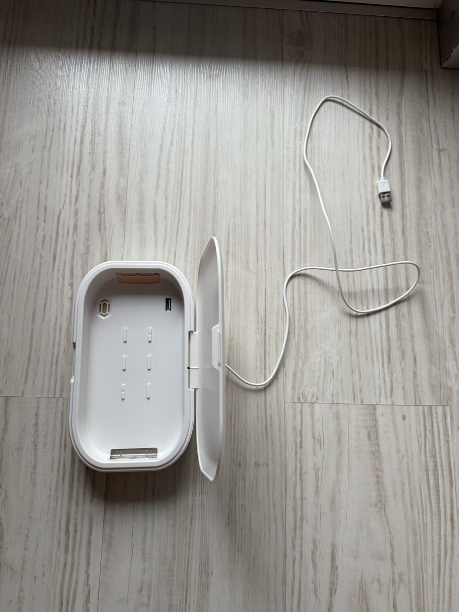 Baby-Mahlzeiten: UV Sterilizer for Smartphone Disinfection Box – Neu (gemäss Beschreibung) aus La Tour de Peilz von bau_sm8d