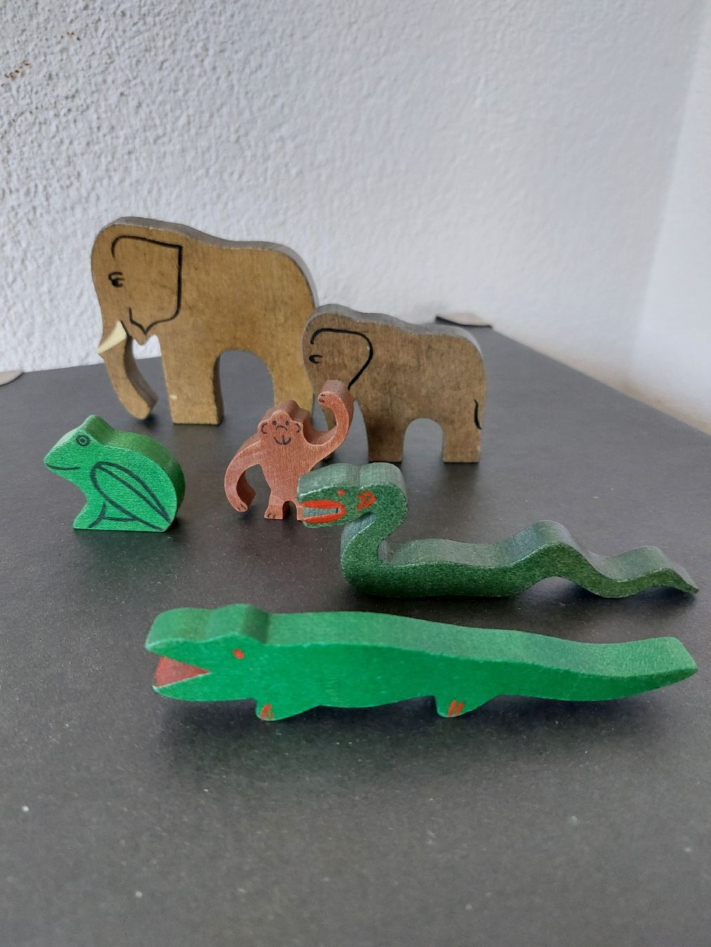 Spielzeuge: Holztiere Set 6-teilig  – Gebraucht aus Wetzikon ZH von LTFKL5