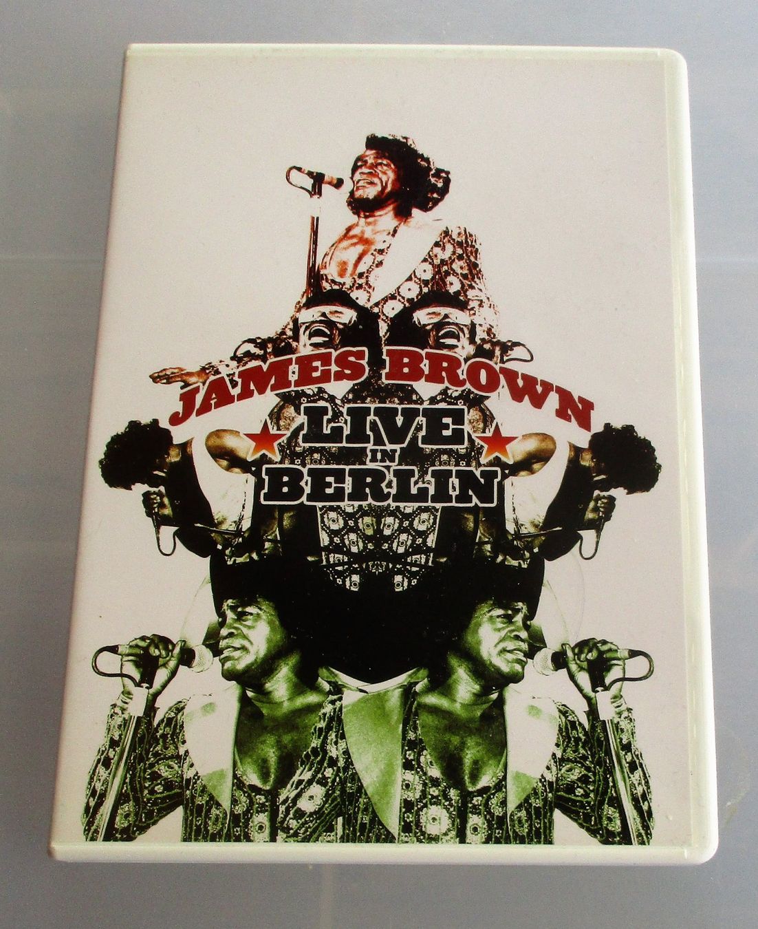 Tutti i DVDs: JAMES BROWN - Live In Berlin DVD – Usato da Wattwil venduto da Muriel10