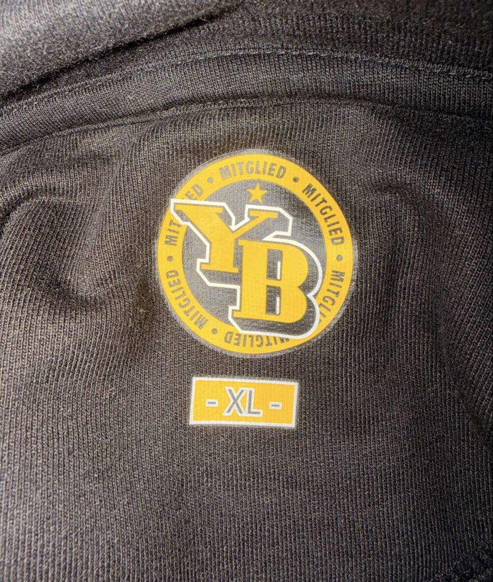 Maglioni & Felpe: BSC Young Boys YB Hoodie Pullover Mitglieder – Usato da Wallisellen venduto da theadicts77 2