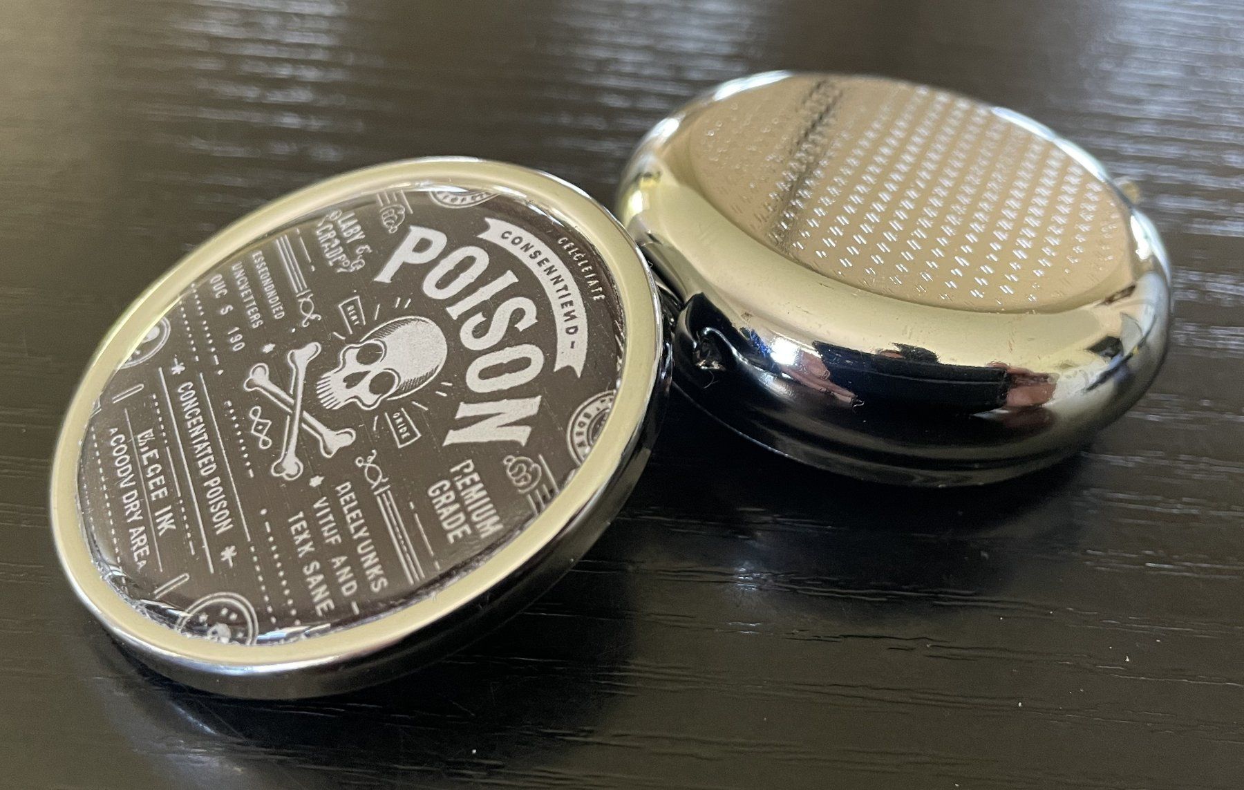 Contenitori & Simili: Blechdose Dose Behälter POISON Pillendose Springdeckel – Usato da Oftringen venduto da allesmeins 6