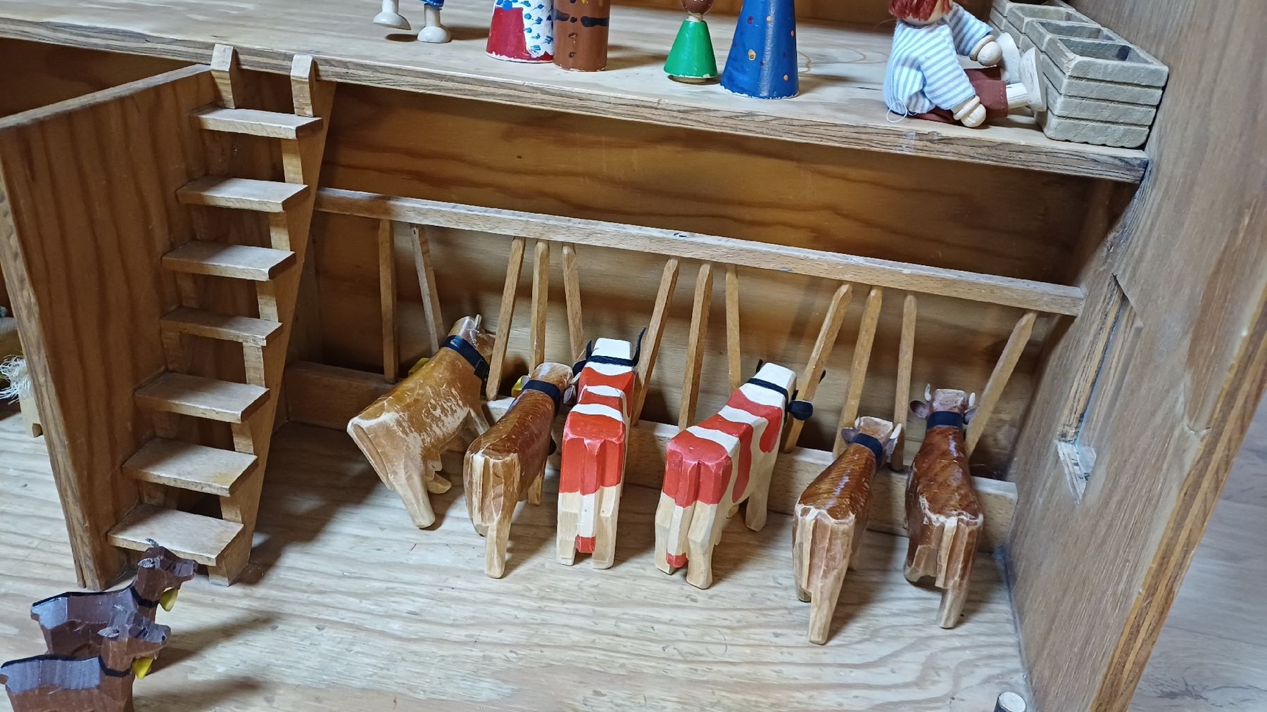 Articoli in legno: Bauernhof Marke Eigenbau – Usato da Kriens venduto da Mdurri 2