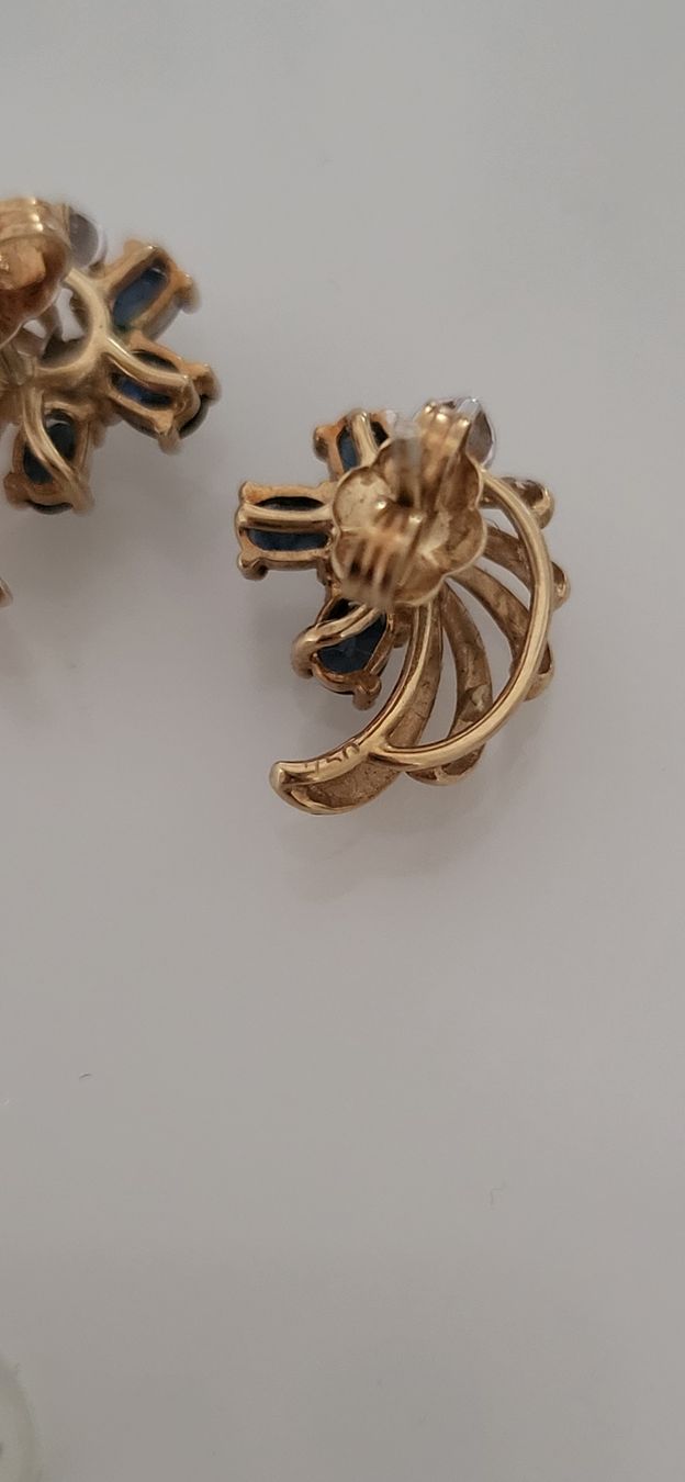 Orecchini pendenti & Orecchini a lobo: Fantastische Safir Ohrstecker mit Brillanten – Nuovo (secondo la descrizione) da Unterägeri venduto da Altgoldschmuck 6