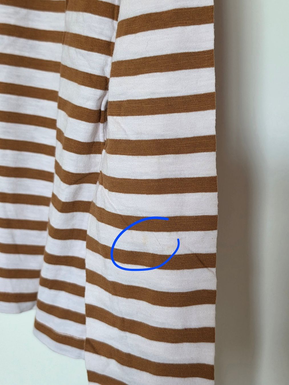 H&M Camicie, T-shirt & Polo: gestreiftes Langarmshirt Gr. 134/140 – Usato da Zürich venduto da Londonista 3