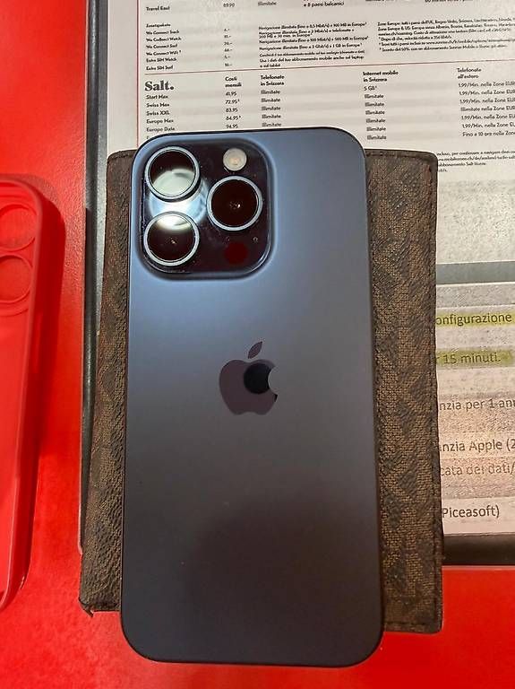 Apple Handys / Smartphones: iPhone 15 pro 128GB – Gebraucht aus Pregassona von Ale-91