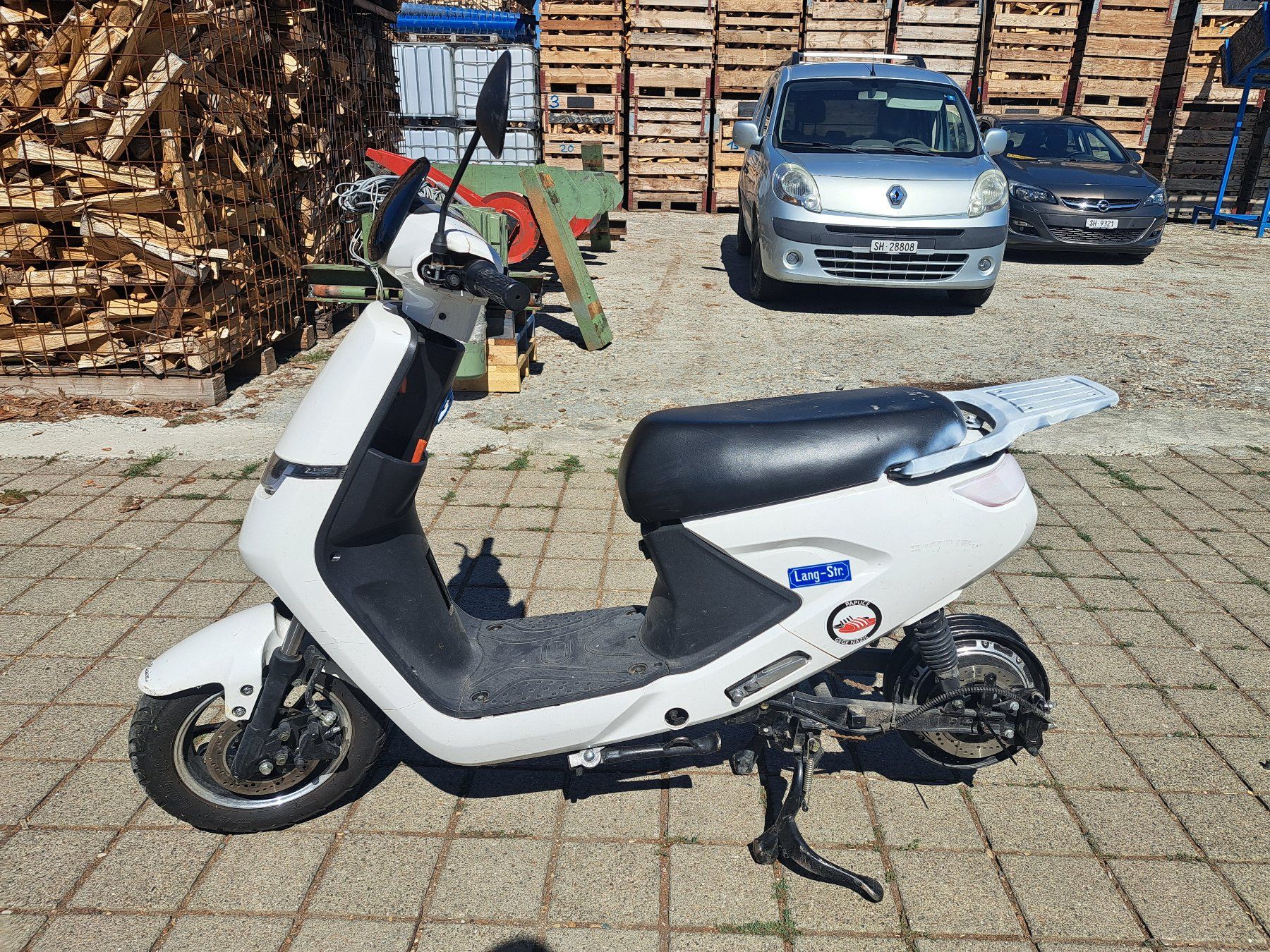 Scooter: E-Roller 25km/h Riya Bastler defekt – Difettoso da Hallau venduto da ZIEGLER-Motorhandel 7