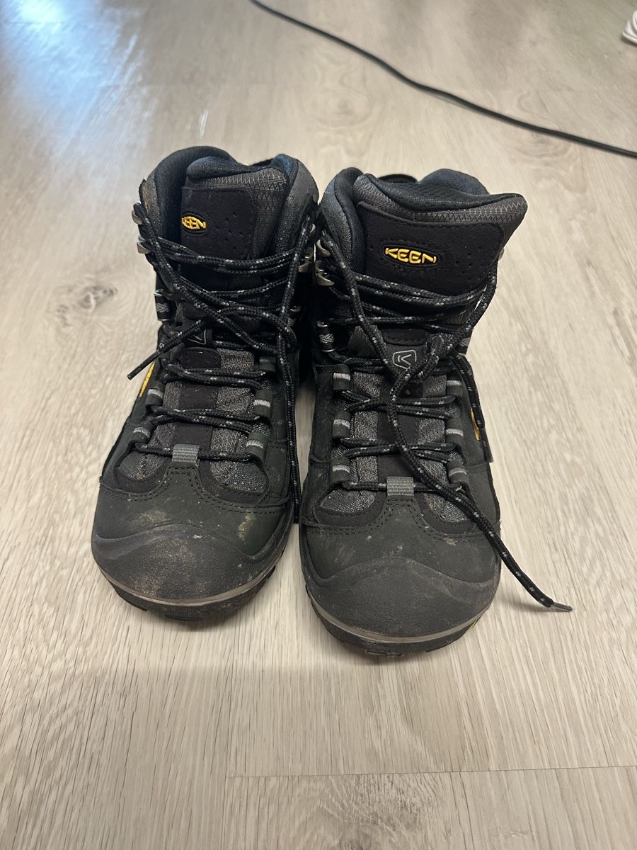 Keen Scarpe da uomo: Wanderschuhe KEEN Grösse 38 selten genutzt – Usato da Liestal venduto da Busra99 1