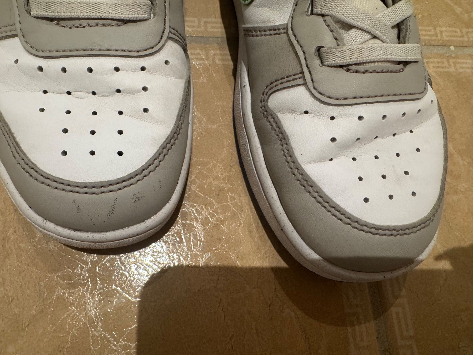 Nike Scarpe per ragazzi: Nike coole Sneakers, 35 – Usato da Klingnau venduto da Markus14 2