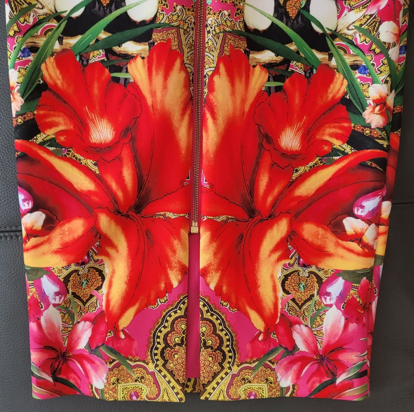 Ted Baker Robes: Robe  Ted Baker, neuve, taille 34. – Neuf (Voir description) à Neuchâtel par wikit 3