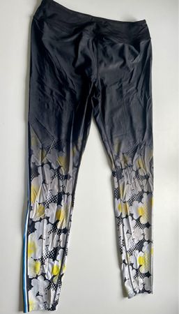 Fire+Ice Bogner Leggings Gr M Blumenmuster schwarz weiss bun