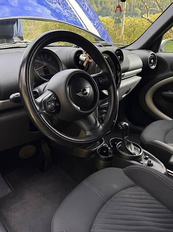 Mini Automobili: Mini Cooper ALL 4 – Usato da Innertkirchen venduto da Bienenstock99 2