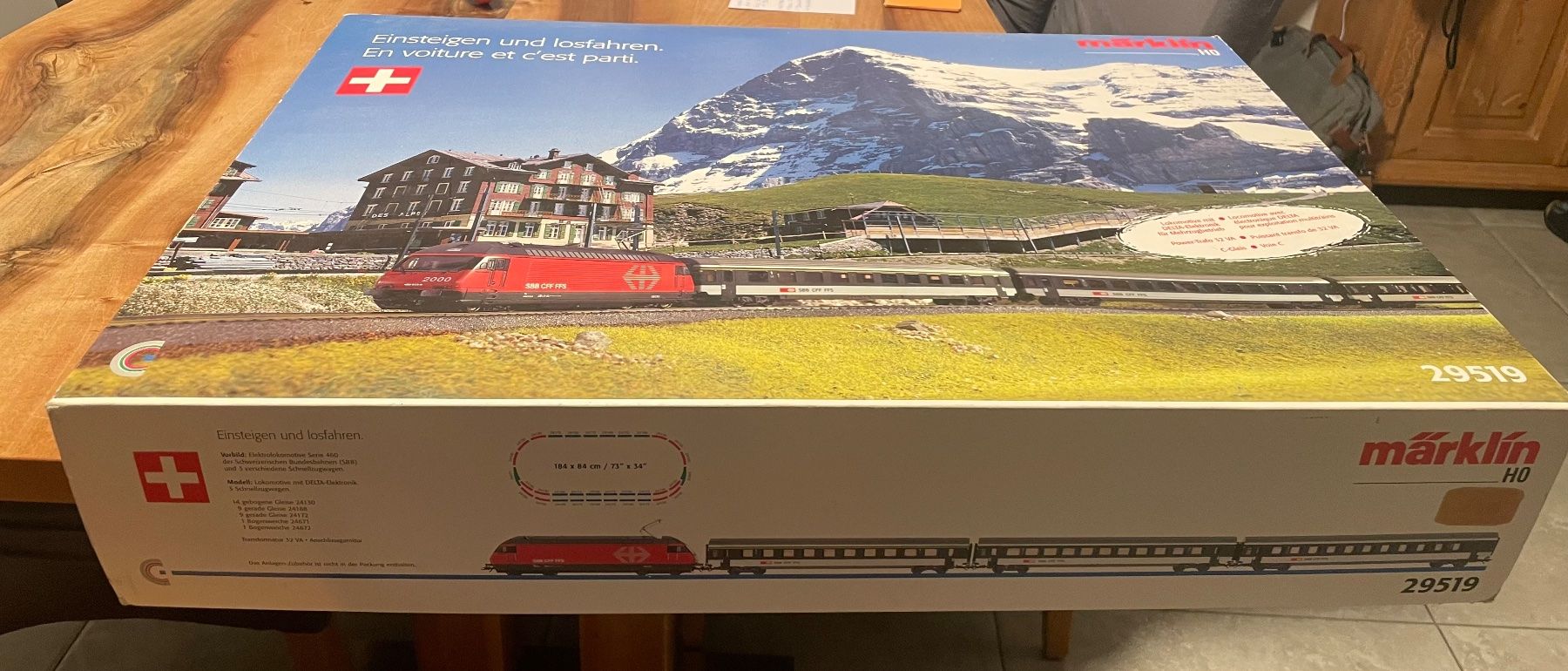Märklin Trains électriques: Märklin 29519 Startpackung mit SBB Schnellzug – D'occasion à Staad SG par 4566patrick