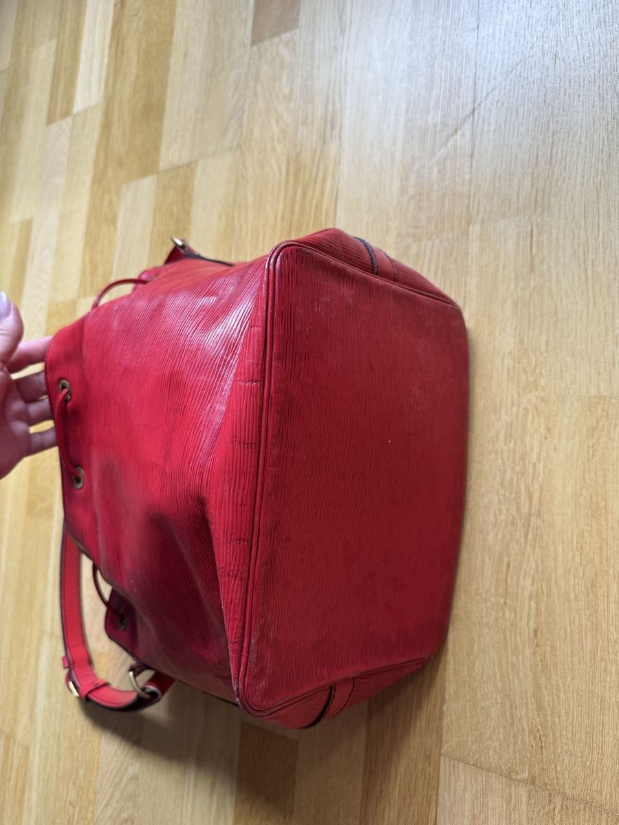 Louis Vuitton Sacs femmes: Louis Vuitton Epi Noe rot – D'occasion à Zollikofen par sch_f99w 4