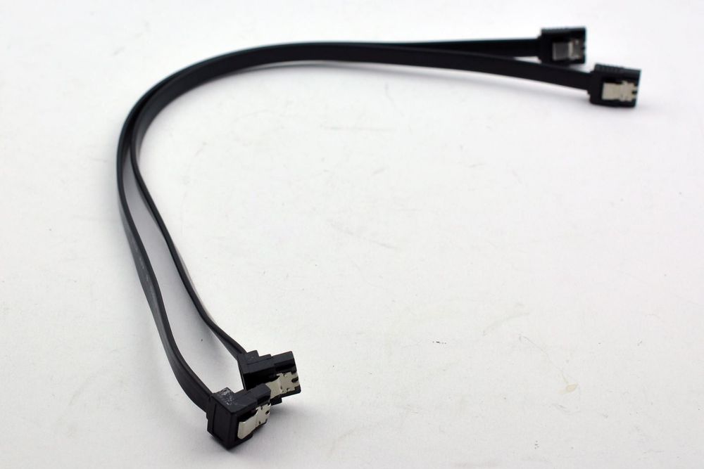 SATA Kabel 2 Stück Länge ca. 35cm unbenutzt Kaufen auf Ricardo