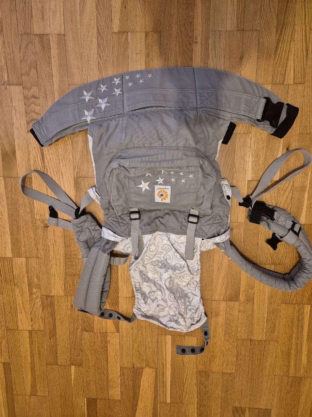 Ergo Baby Bauch- & Rückentragen: Babytrage – Gebraucht aus Chur von foto32