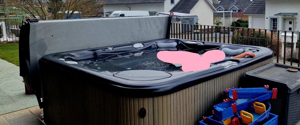 Whirlpool Jacuzzi für GartenWellnessOase Kaufen auf Ricardo