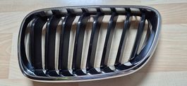 1 Set Original BMW M Performance F22 F23 Frontziergitter