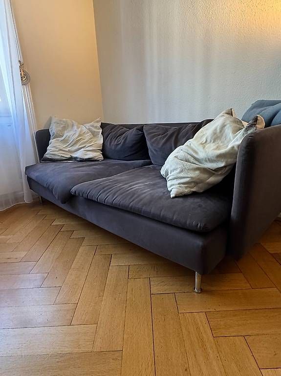 Sofas: Dark Grey 3-Seater Fabric Sofa  Comfortable & Modern – Gebraucht aus Basel von Barbara_Gug