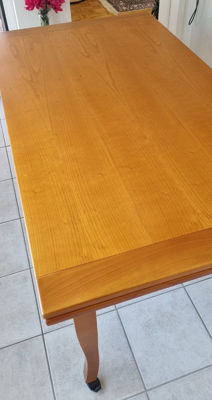 Tische: Alter ausklappbarer Holztisch – Gebraucht aus Wädenswil von weihpos 2