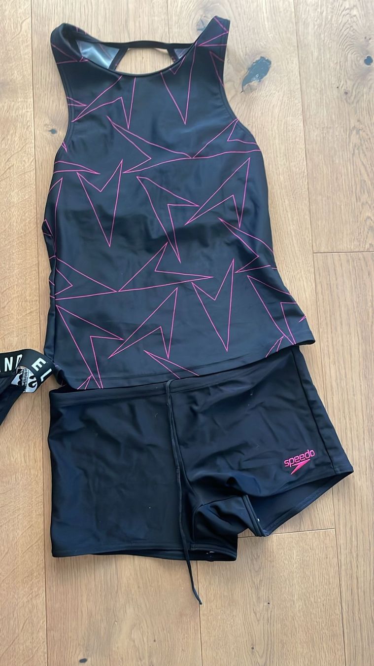 Costumi da bagno & Bikini: Mädchen Badeanzug Speedo / Bikini ELBSAND , Grösse 36 – Usato da Wettswil venduto da Venice3 3