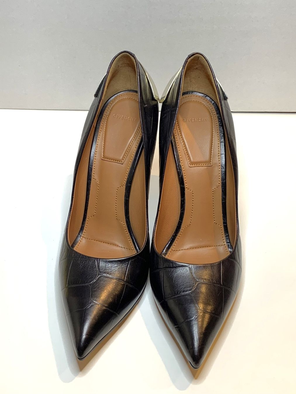 Givenchy Scarpe da donna: Pumps Givenchy Grösse 41 (26 cm) – Nuovo (secondo la descrizione) da Wetzikon ZH venduto da Hobbyschneiderin 4