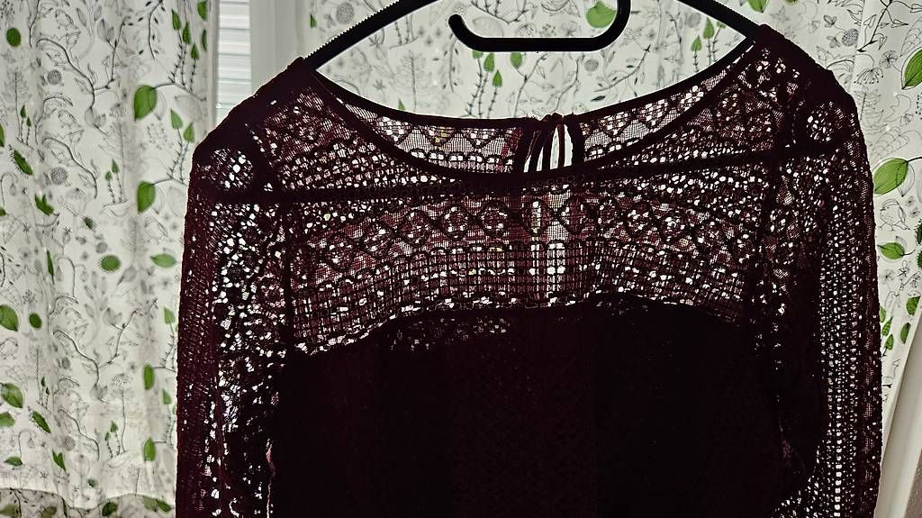 Top: Top Hollister S – Usato da Lumino venduto da Doni_dp 3