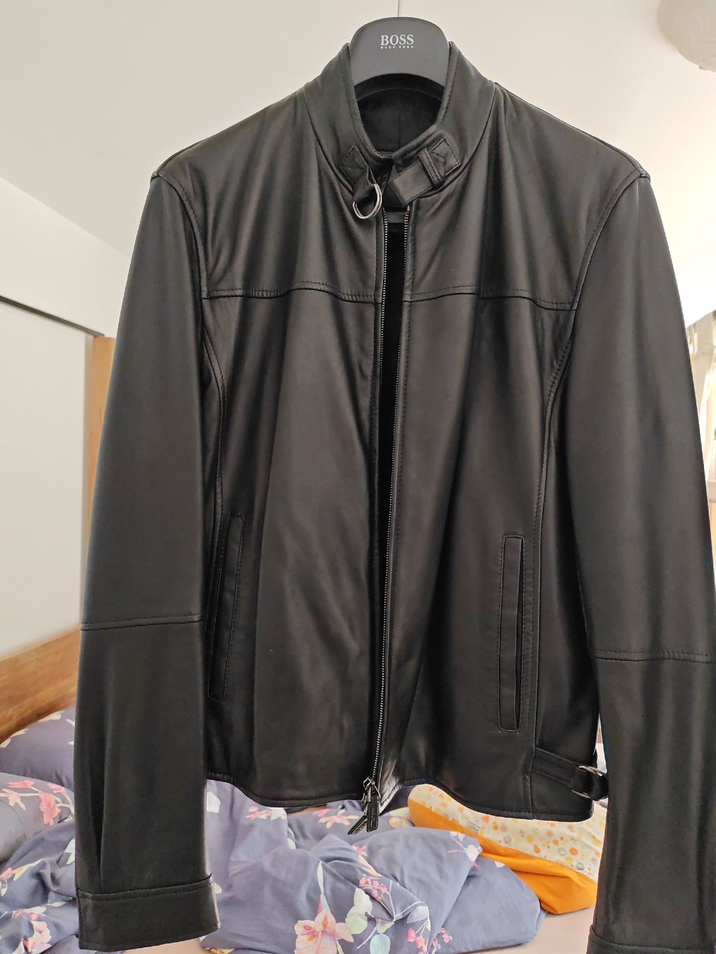 Bally Vestes: Bally Lederjacke – D'occasion à Schindellegi par Deladelsen