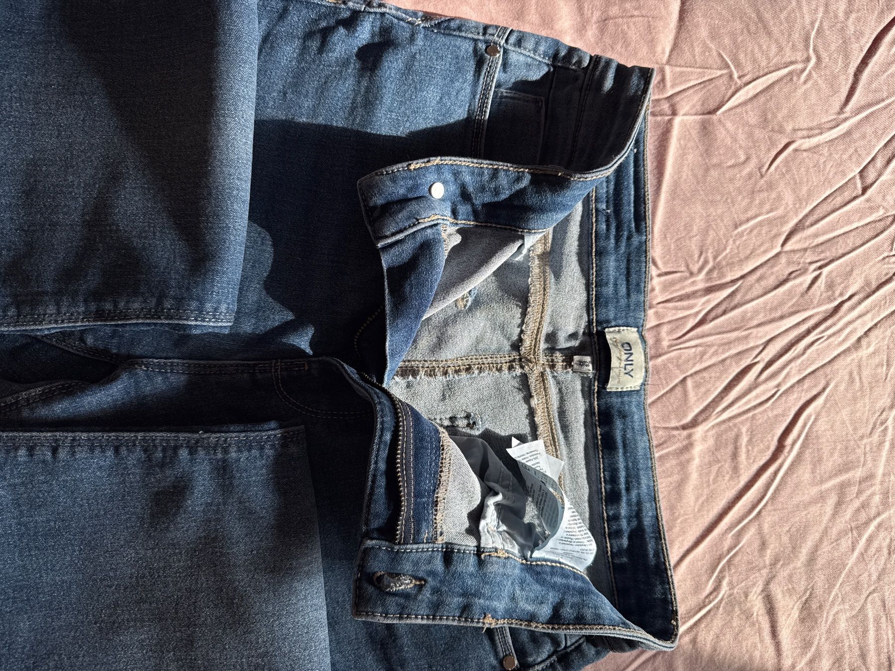 Only Jeans: Jean bootcut ONLY, taille 38 - (28/32) – Usato da Crissier venduto da cri_cfz7 1