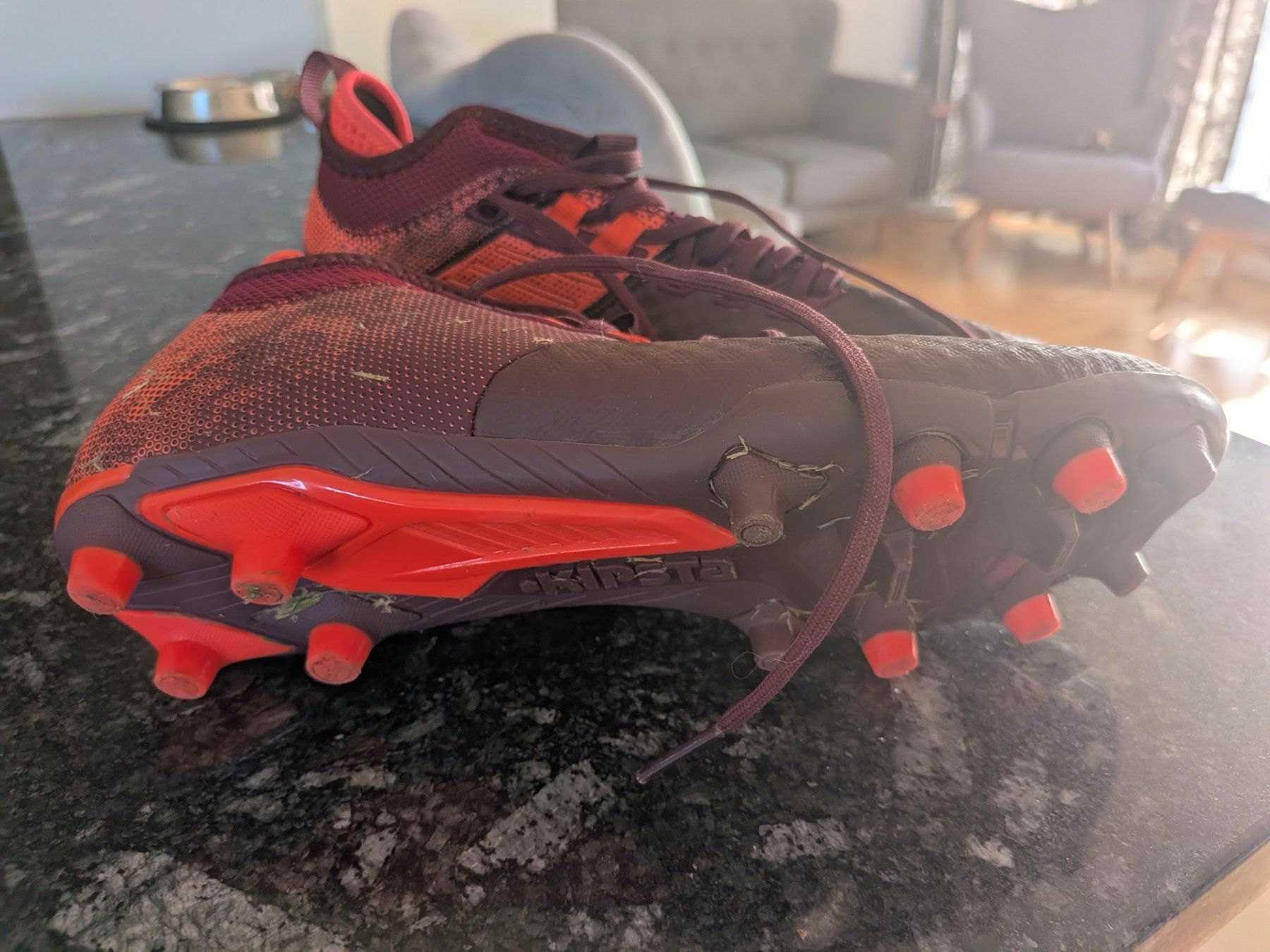 Scarpe da uomo: Fussball Schuhe – Usato da Bern venduto da DEGER 1