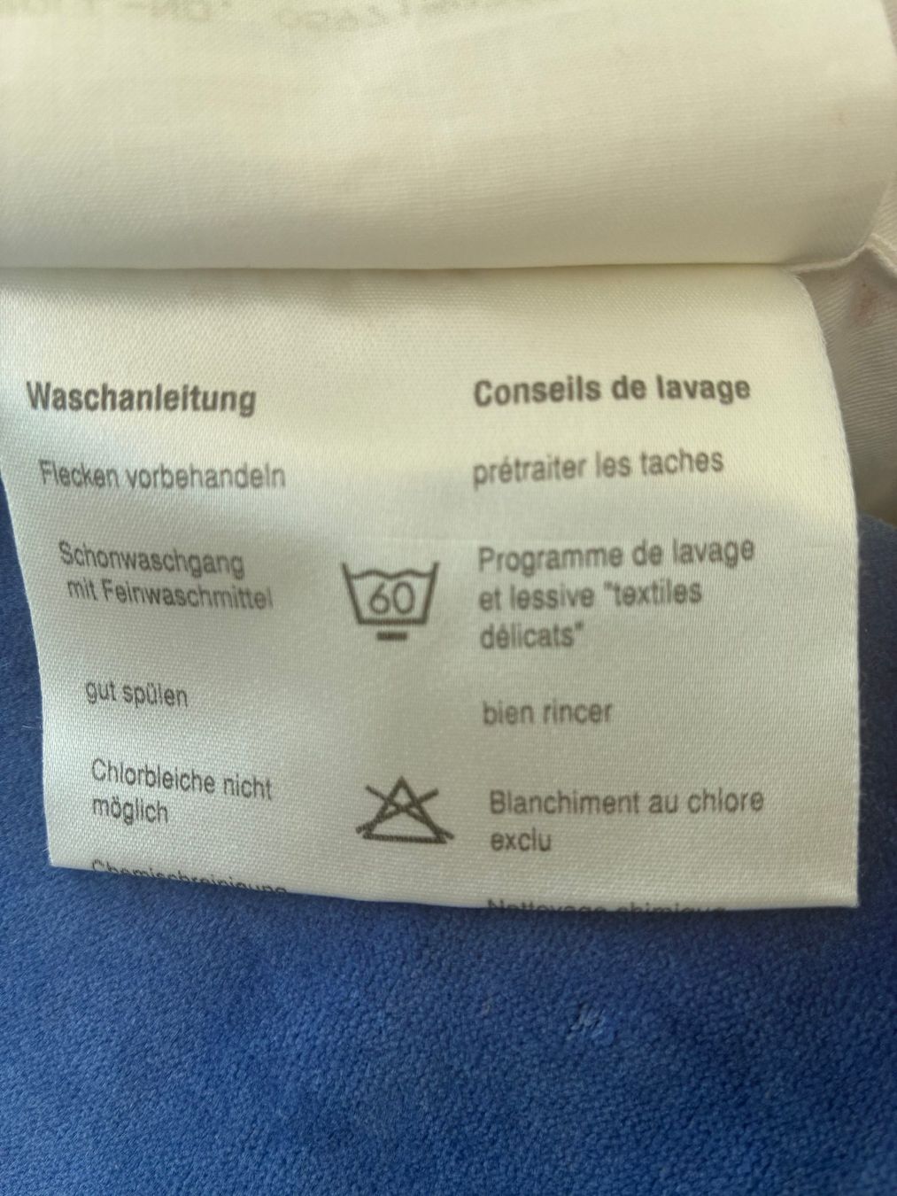 Cuscini: Bett Kopfteil mit Kissen Set – Usato da Thalwil venduto da figueres 7
