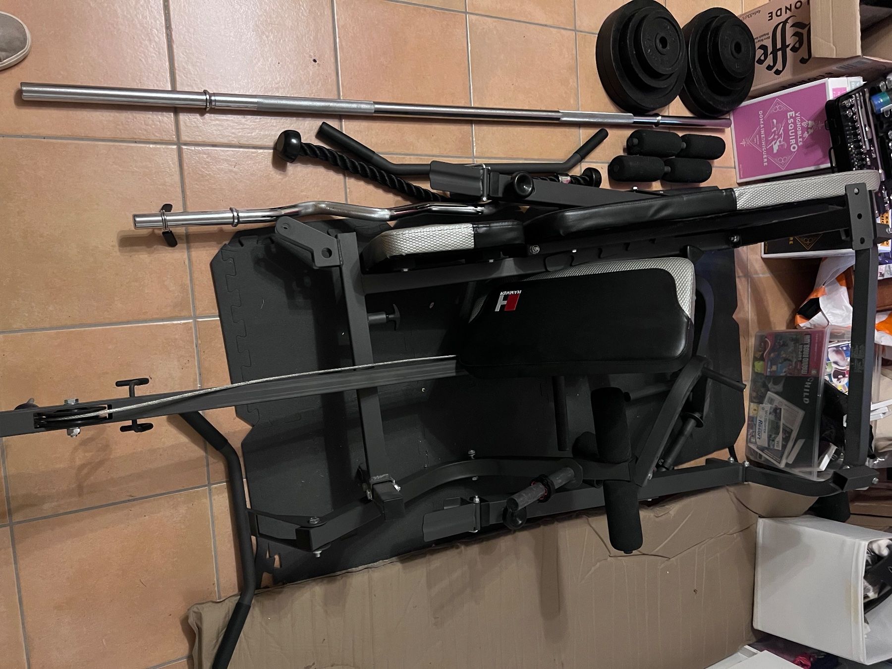 Vélos d'appartement: Banc de musculation HAMMER Bermuda XT Pro + accessoires – D'occasion à Crassier par Yahooromandie 2