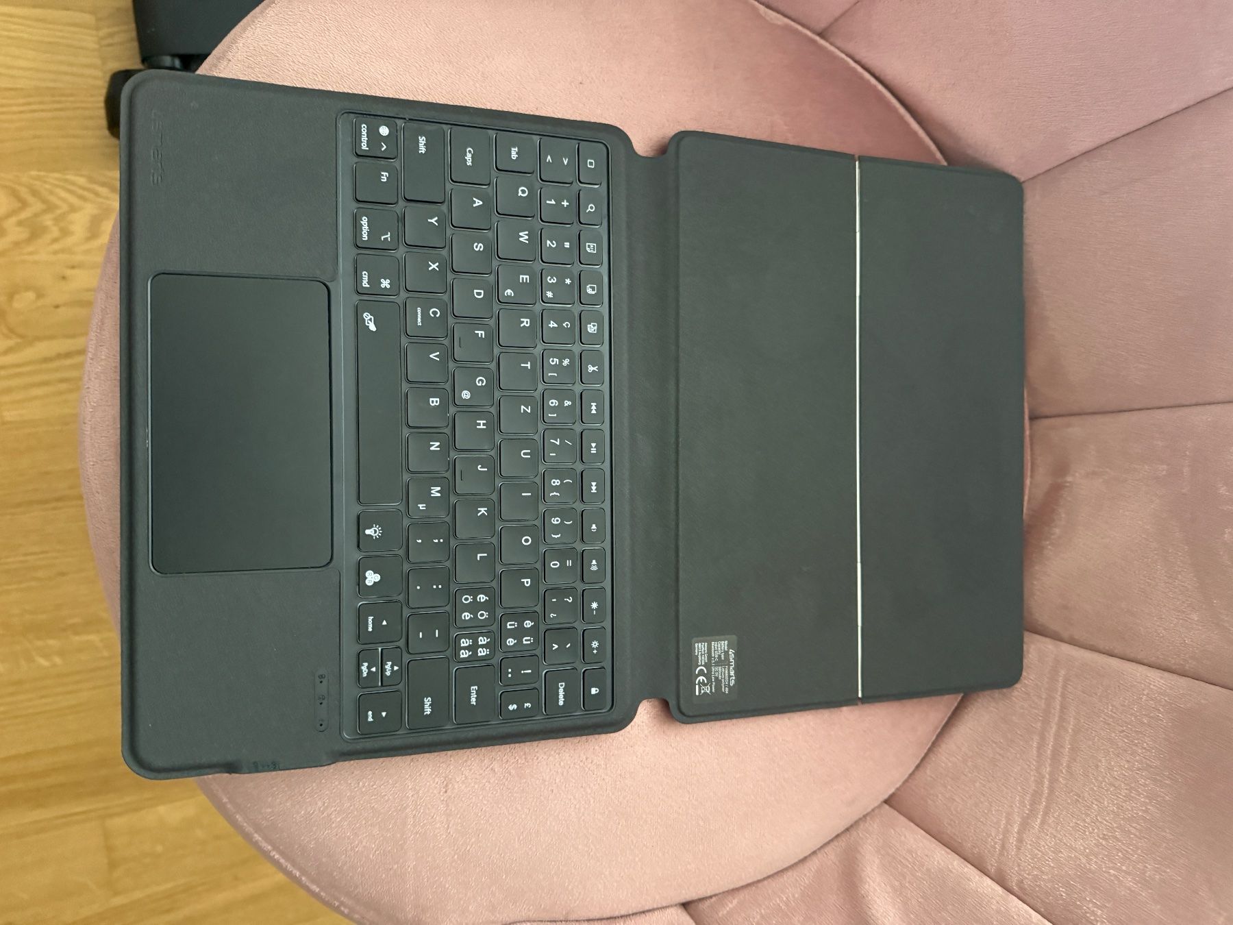 Tastiere: Ipad pro 11 Tablet Keyboard Case for On-the-Go Productivity – Nuovo e nell'imballaggio originale da Lenzburg venduto da VukiSee 1