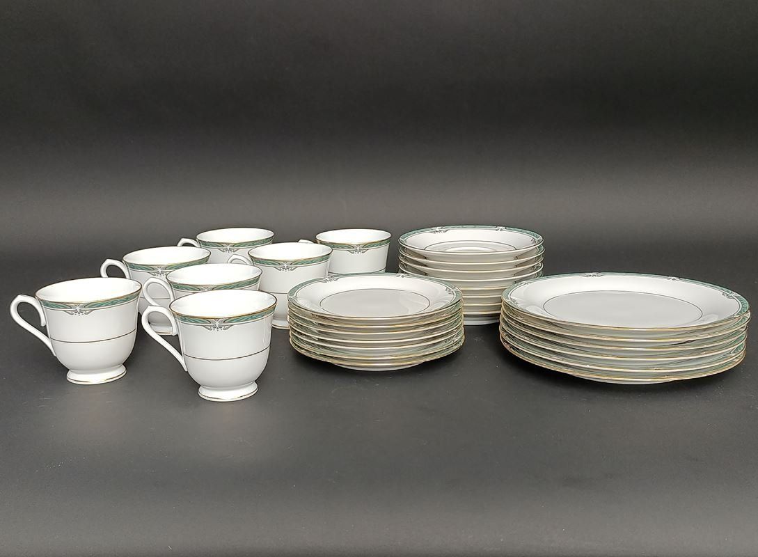 Noritake Set di piatti: NORITAKE Set Thé et assiettes RC PHILIPPINES – Usato da Thielle venduto da Plusvalue_Neuchatel