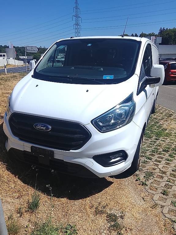 Veicoli commerciali: Ford transit custom  – Usato da Mont-sur-Lausanne venduto da ivo_ck55 1