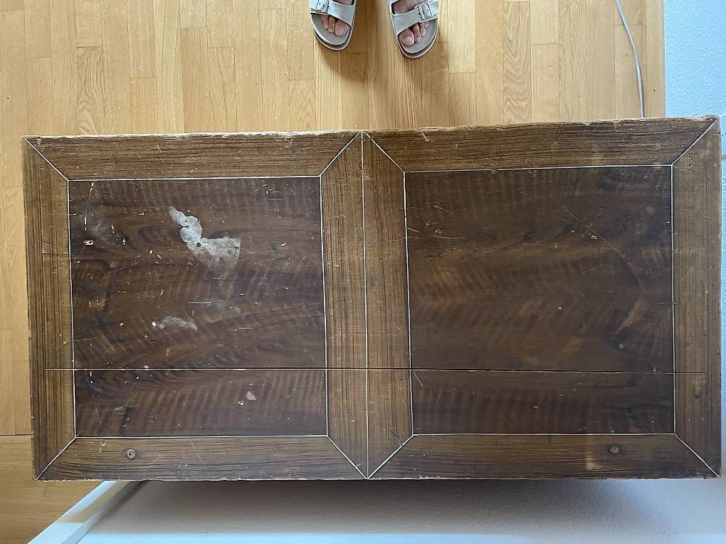 Truhen: "Berner Trögli", Berner-Mitgift-Holztruhe – Gebraucht aus Gümligen von 55_44 2